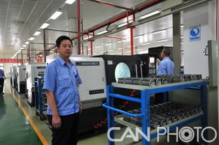 記電源電機(jī)電器廠廠長、黨總支副書記葉波濤